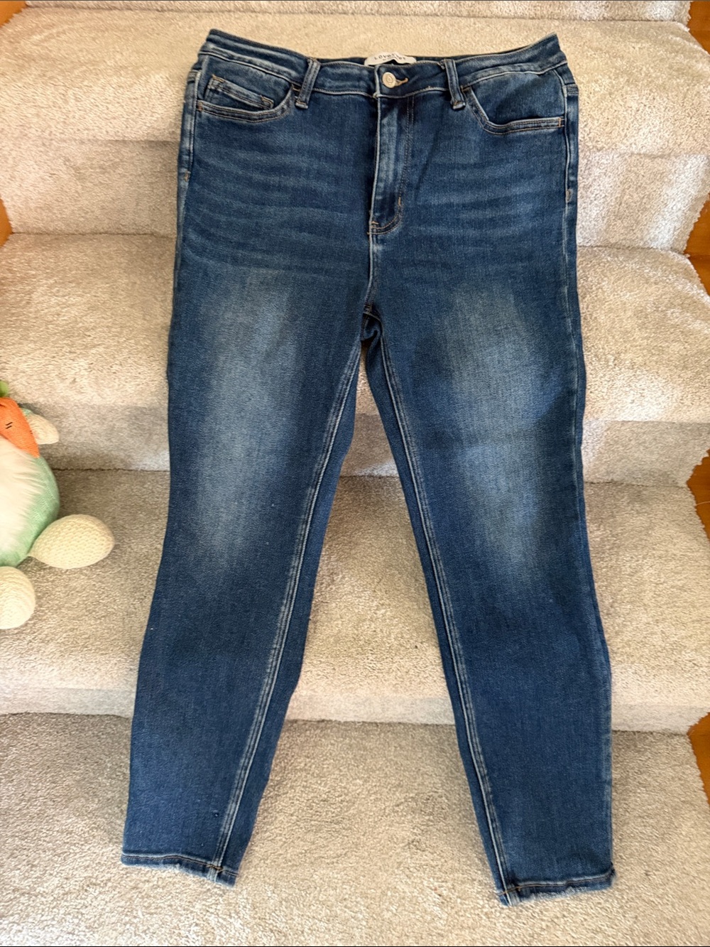 Women’s Skinny Stretch Jeans in Dark Blue